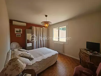 Maison, 244 m²