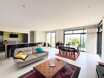 Maison, 137 m²