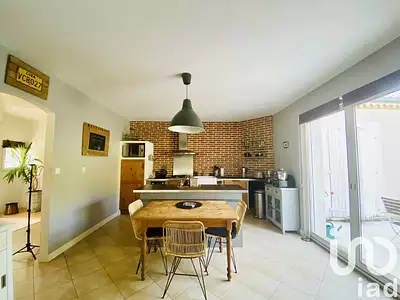 Maison, 197 m²