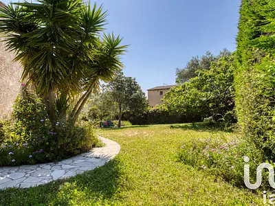 Maison, 164 m²