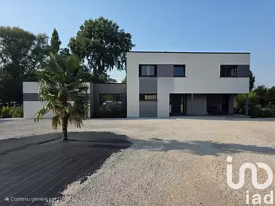 Maison, 330 m²