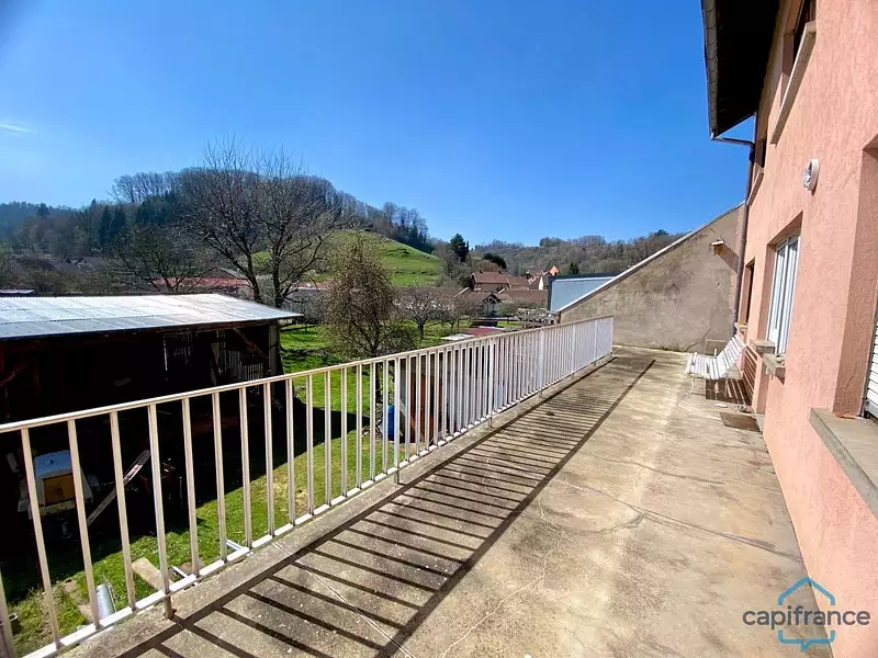 Maison, 240 m²