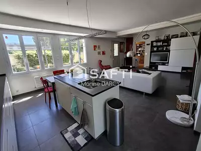 Maison, 219 m²