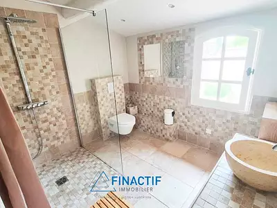 Maison, 170 m²