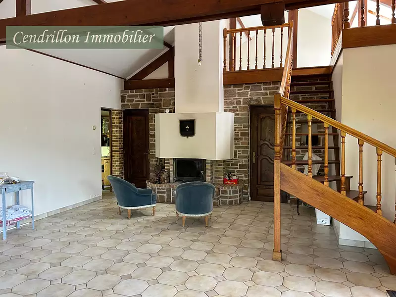 Maison, 168 m²