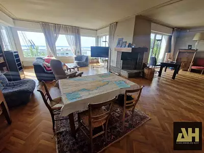 Maison, 315 m²