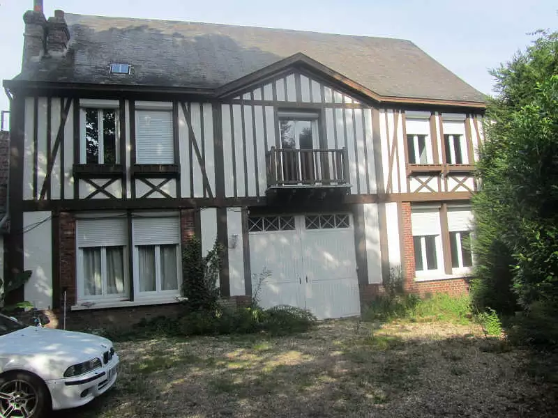 Immeuble, 360 m²