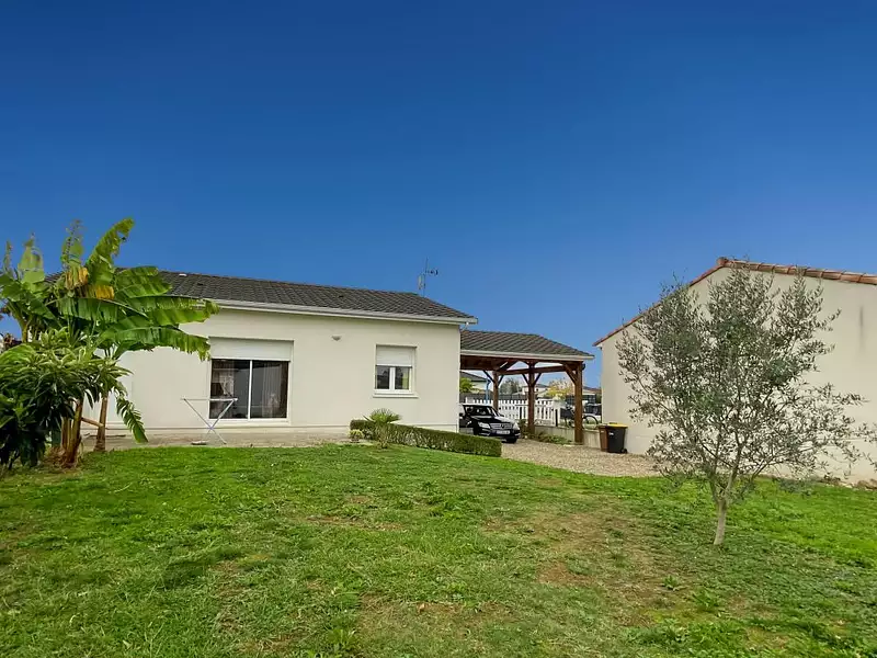 Maison, 77 m²