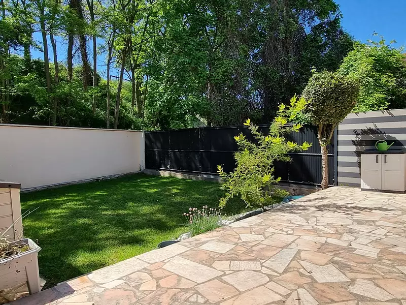 Maison, 99 m²