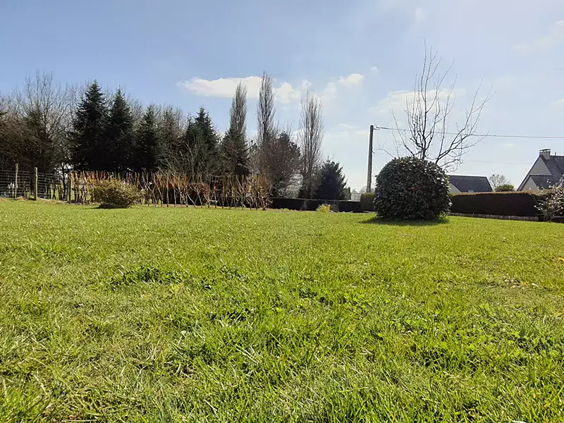 Terrain, 400 m²