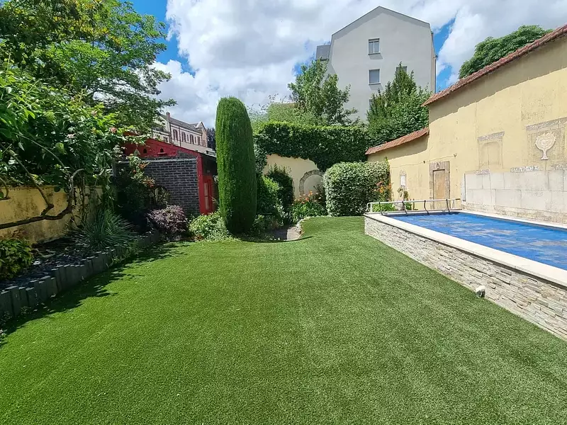 Maison, 250 m²