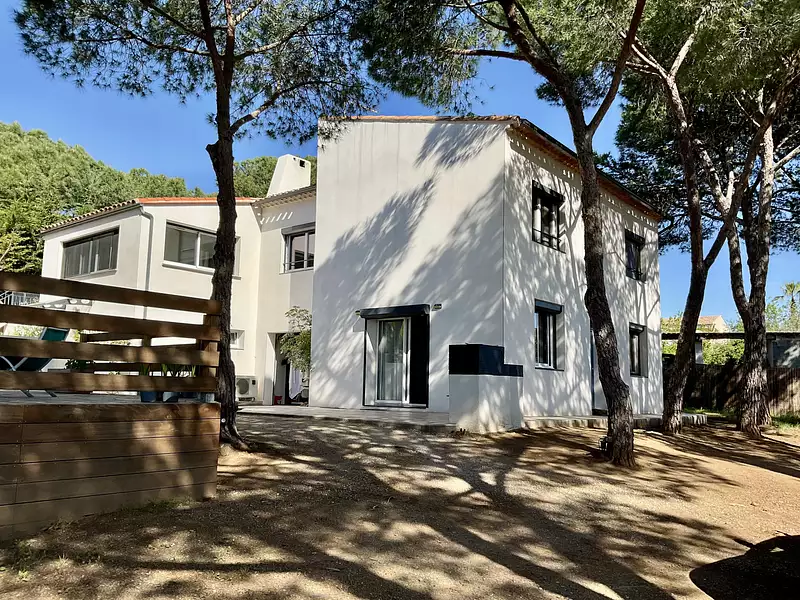 Maison, 180 m²