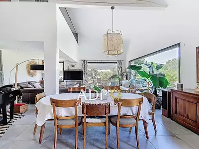 Maison, 170 m²