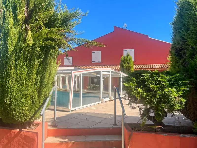 Maison, 230 m²
