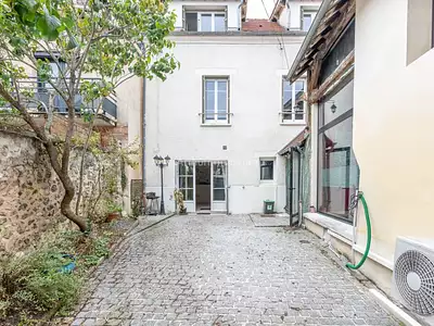 Maison, 223 m²