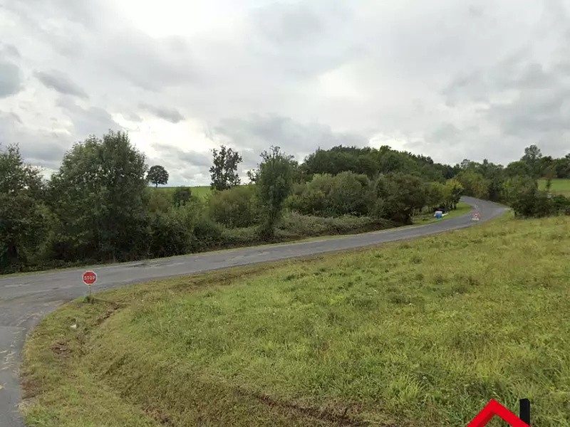 Terrain, 743 m²
