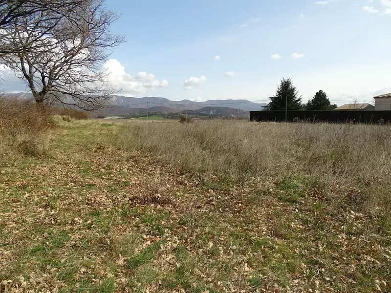 Terrain, 2 680 m²