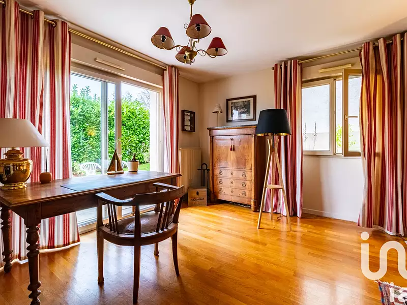 Maison, 176 m²
