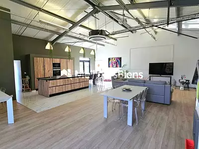 Maison, 310 m²
