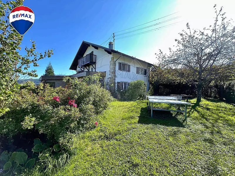 Maison, 240 m²