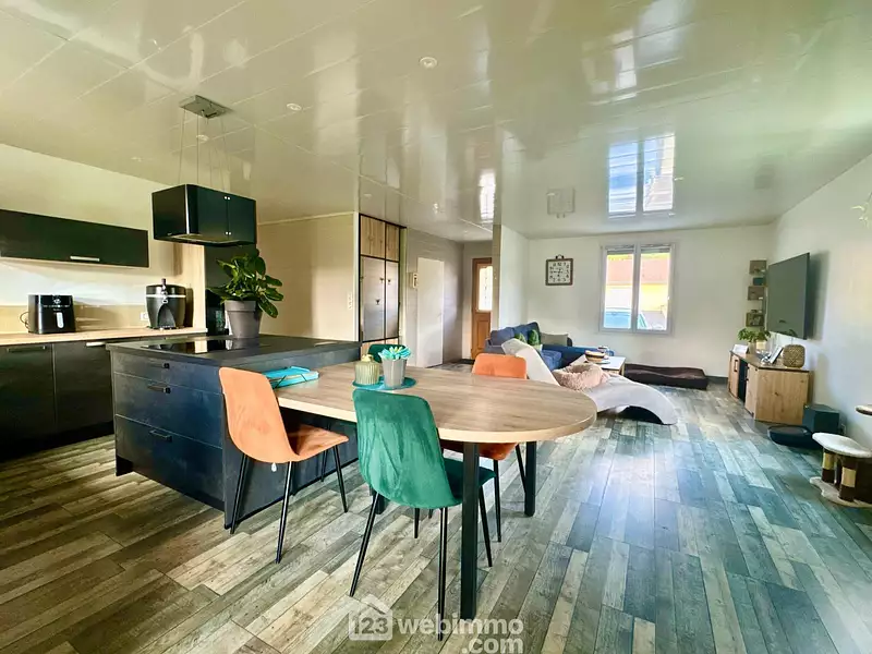 Maison, 119 m²