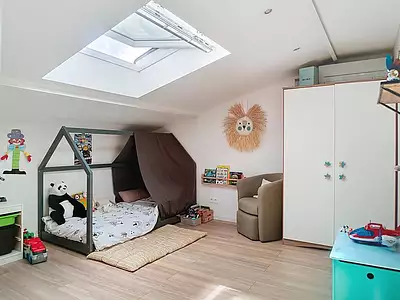 Maison, 240 m²