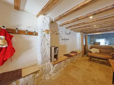 Maison, 560 m²