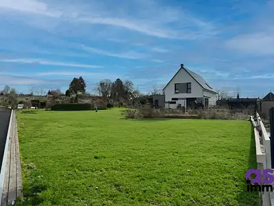 Terrain, 900 m²