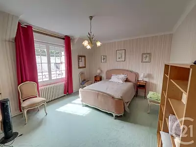 Maison, 332 m²