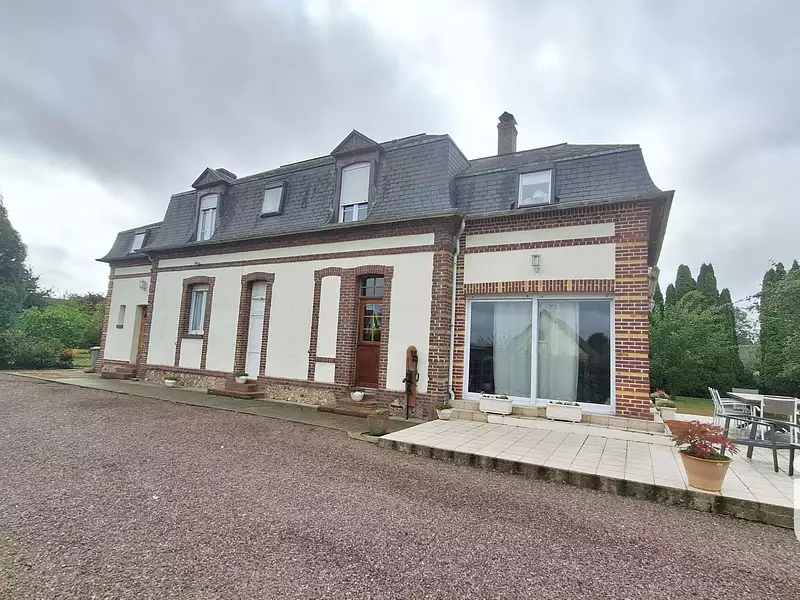 Maison, 167 m²
