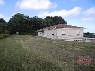 Maison, 275 m²