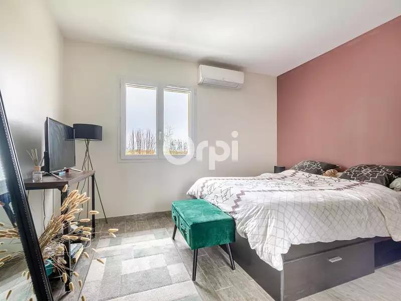 Maison, 200 m²