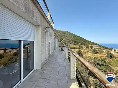 Maison, 179 m²