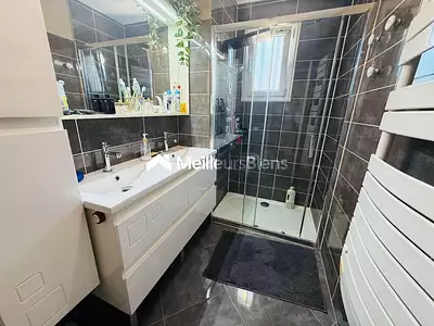Maison, 102 m²