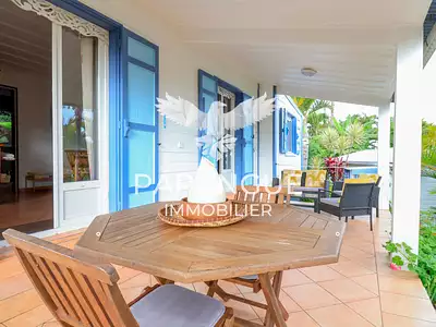 Maison, 305 m²