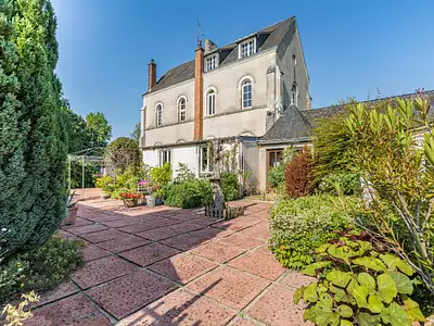 Maison, 1 219 m²