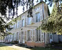 Maison, 255 m²