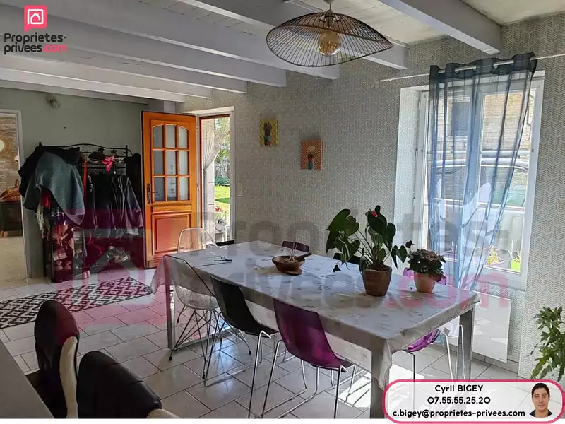 Maison, 201 m²