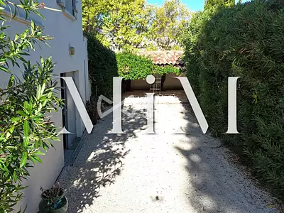 Maison, 199 m²