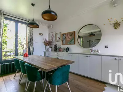 Maison, 252 m²