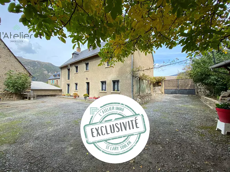 Maison, 165 m²