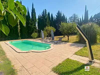 Maison, 390 m²