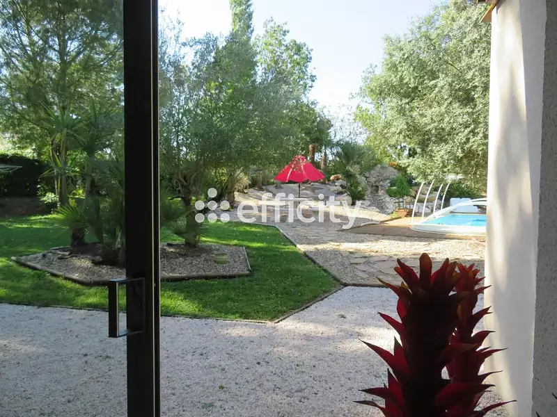 Maison, 212 m²
