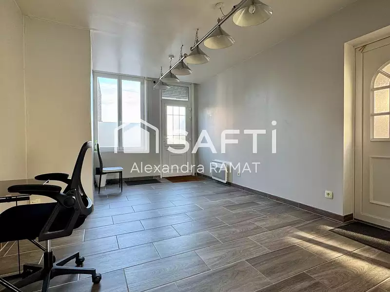 Maison, 176 m²
