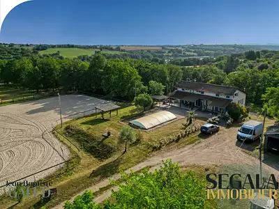 Maison, 275 m²