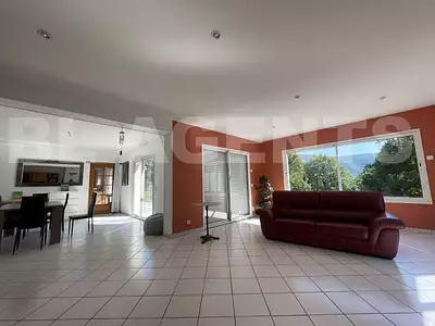 Maison, 340 m²