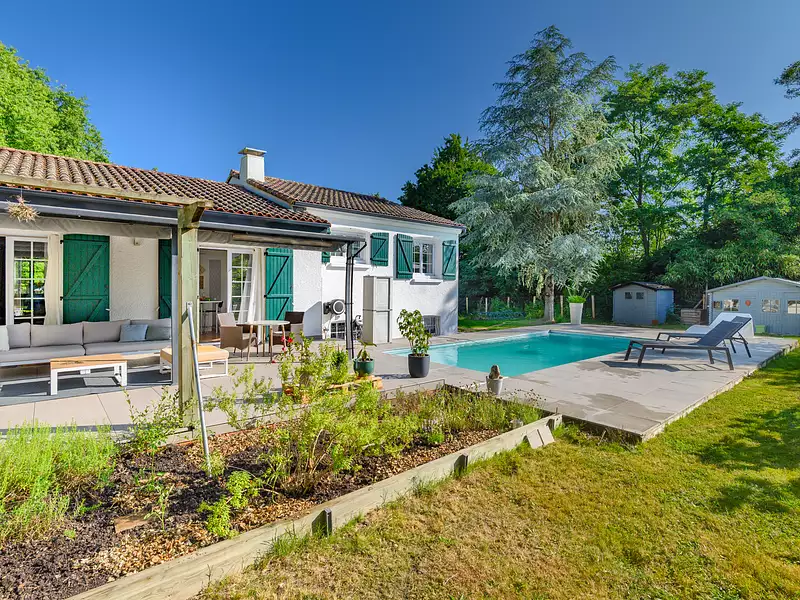 Maison, 199 m²
