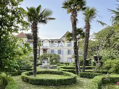 Maison, 373 m²
