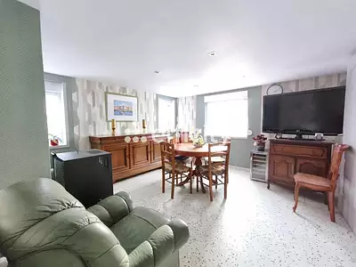 Maison, 176 m²