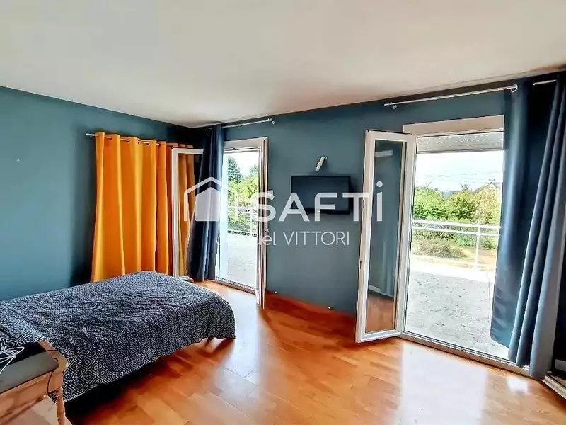 Maison, 190 m²